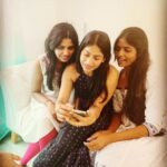 Vijayalakshmi Instagram - Veredhuvum thevai illai Anbukku munnaley ♥️ . . . @kanithiru10 @niranjani_ahathian @ahathiansannasi