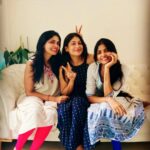 Vijayalakshmi Instagram - Veredhuvum thevai illai Anbukku munnaley ♥️ . . . @kanithiru10 @niranjani_ahathian @ahathiansannasi
