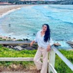 Vimala Raman Instagram – The blues of Bondi 🌊💙 
.
.
.
#sydney #beaches #beach #bondi #bondibeach #bluewater #downunder #aussie #homesweethome #vimandvigor #actor #actress #vimstravels #vimalaraman #lifeisbeautiful Bondi Beach