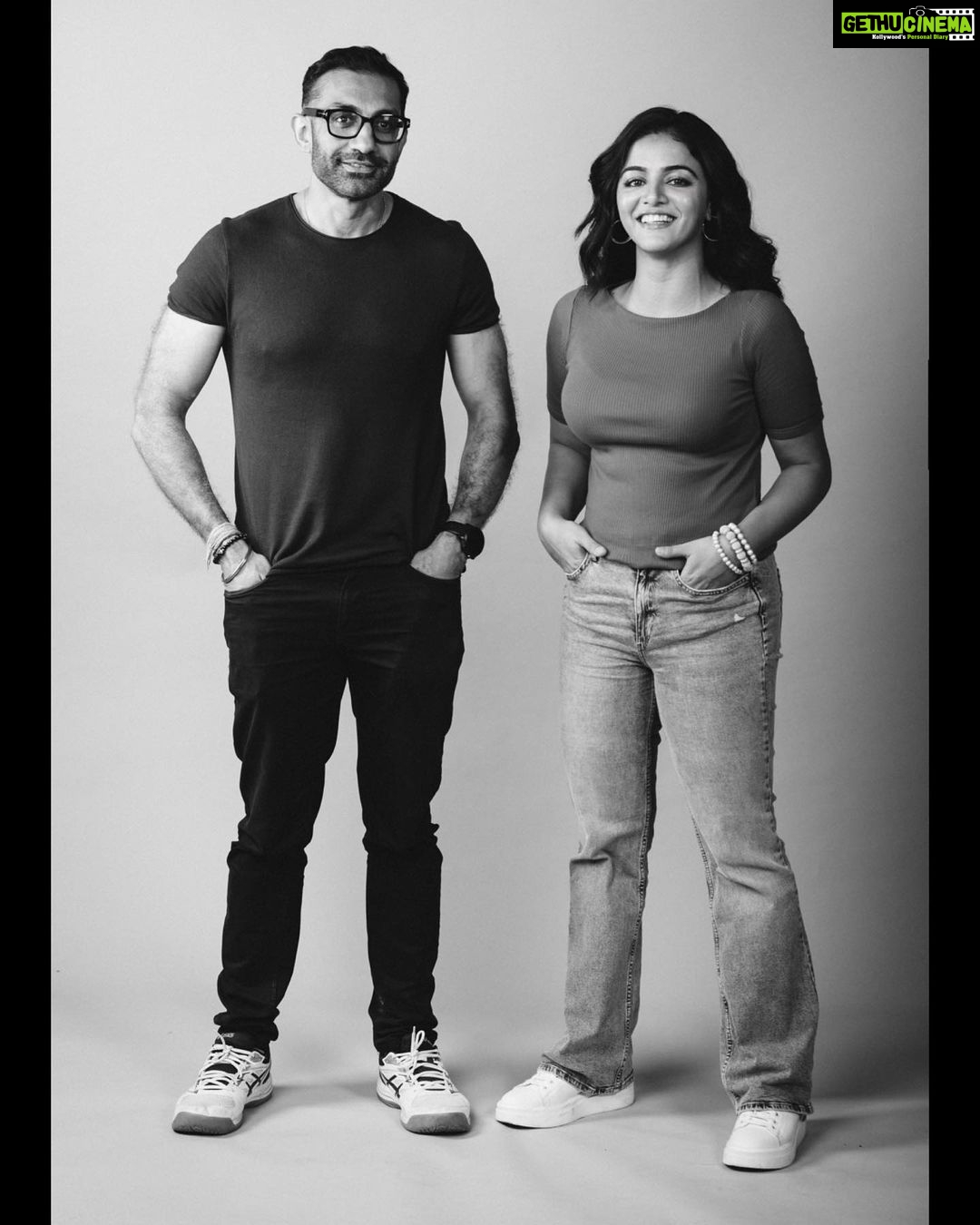Wamiqa Gabbi Instagram - Me asking @nikhilarora.official if we should tell you guys or not – but it was super fun working on such a unique project with @godaddyindia Nothing but gratitude for the opportunity. Keep a close eye on our pages to know what we’re up to. Trust me, you don’t want to miss this! 🫣