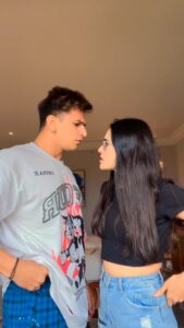 Yuvika Chaudhary Instagram - Bola toh tha baby 🤣🤣🤣🤣
#reelsinstagram #reels #reelitfeelit #reel #reelsvideo #reelkarofeelkaro #funny #fun #princenarula😘 #privika💑