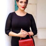 Aanchal Munjal Instagram - Curvy hips & Red lips .. 💋 #HelloJuly 🧿🌈 Styled by @theanunarang 📸 @yash_bhatwal_photography MUA @varshathapa_makeup_hair 📍@honeybookstudios