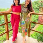 Aanchal Munjal Instagram - On a muchhhh needed getaway with the Fam ! 🧚🏻‍♀️ @theanunarang @magicnarang @foresthillstala Forest Hills at Tala