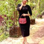 Aanchal Munjal Instagram - Curvy hips & Red lips .. 💋 #HelloJuly 🧿🌈 Styled by @theanunarang 📸 @yash_bhatwal_photography MUA @varshathapa_makeup_hair 📍@honeybookstudios