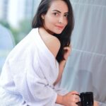 Aanchal Munjal Instagram - As fresh & hot as your morning coffee .. ☕️🤌🏻