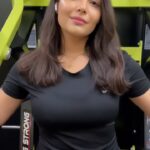 Aanchal Munjal Instagram - Superrr happy shifting to smaller sizes yeah .. 🫦 #reelsinstagram #explore #trending #fitnessjourney