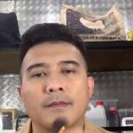 Aaron Aziz Instagram - Ingatkan nak tunjuk cara Abg kena make up Sebab Nanti akan pasang misai dan janggut palsu Tapi dah masuk waktu Maghrib jadi terpaksa hentikan live. Apa pun Siapa yg Belum try #AksoGT35500 dan #AksoGTAAseries atau #Offbar Boleh try skrg sebelum harga cukai naik… @officialaksomalaysia #TheVapeDon