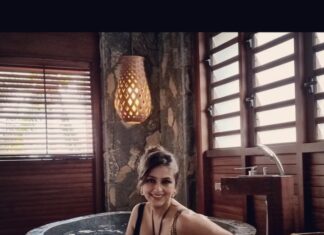Aarti Chhabria Instagram - Have you got your weekend planned already? ❤️❤️❤️❤️✨ Send in the best properties in Australia you want me to cover on #blissfulliving #aartisblissfulliving Nothing like a warm himalayan salt soak! Thanks @angsanabalaclava for this beautiful experience #throwback #luxurytravel #luxurylifestyle #holistichealing #holisticliving #hotels #luxuryhotel #wellness #aartichabria #travelandleisure #travelaustralia #travelmauritius #victoriousmindpower #lovetravel Mauritius