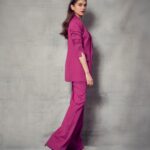 Aditi Rao Hydari Instagram - Vive l'amitié Franco-Indienne 🇫🇷 🤝 🇮🇳 Fête nationale française #bastilleday🇫🇷 @franceinindia @stylebyami @louboutinworld @pinkoofficial @kkarmaa.studio @tarafinejewellery