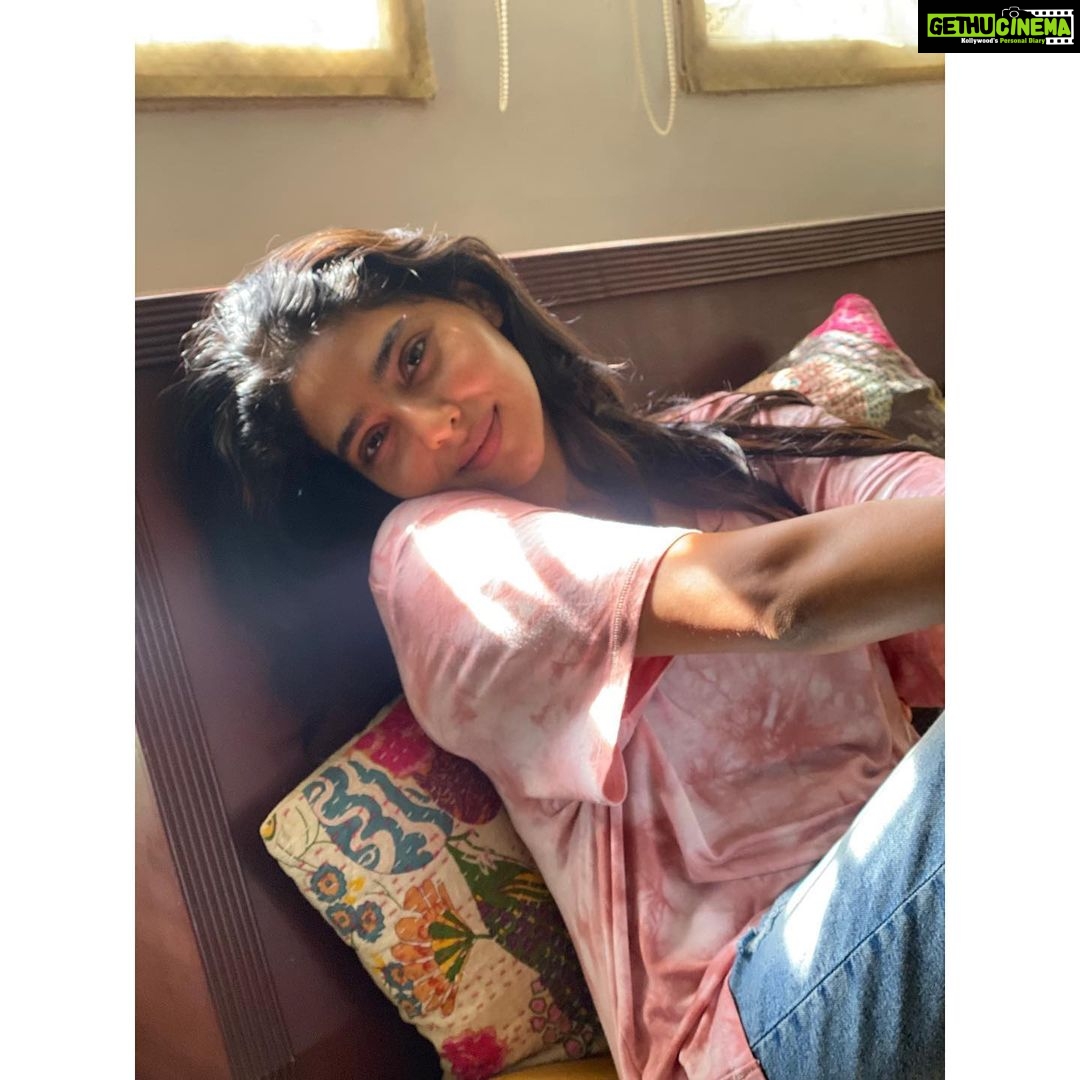 Aishwarya Lekshmi Instagram - Day Dreamin’
