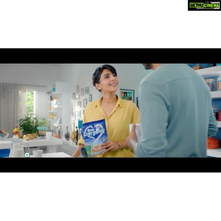 Aishwarya Lekshmi Instagram - Nestle Everyday, tea thats not Just okay, its PERFECT!!! Make your tea with Nestle EveryDay for a thick, tasty & perfect cup of tea and let know what you think! Team @styledbysmiji . @samson_lei #AD
