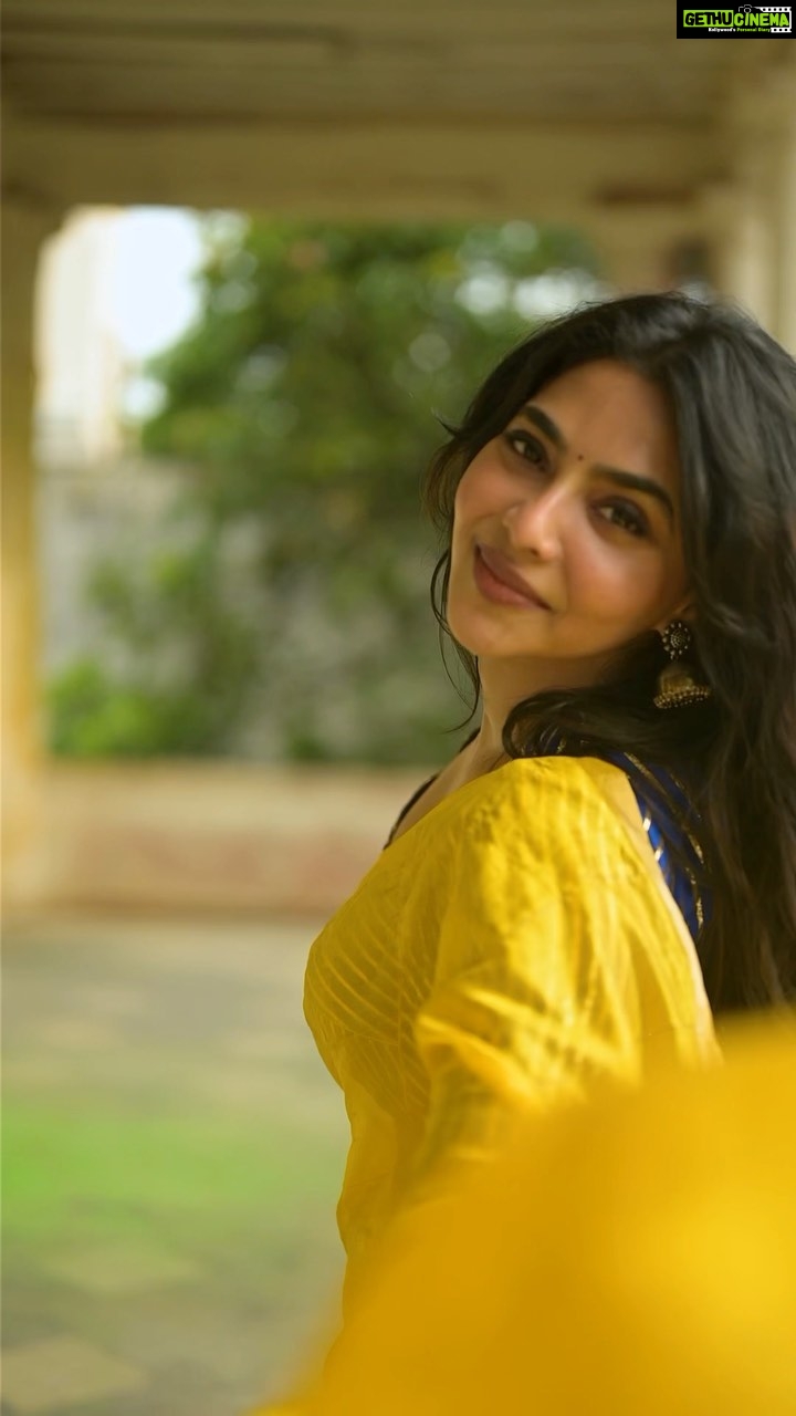 Aishwarya Lekshmi Instagram - 💛💭 @kiransaphotography