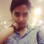 Aishwarya Lekshmi Instagram – Testing the all new #boomerang 
Browshakeyy