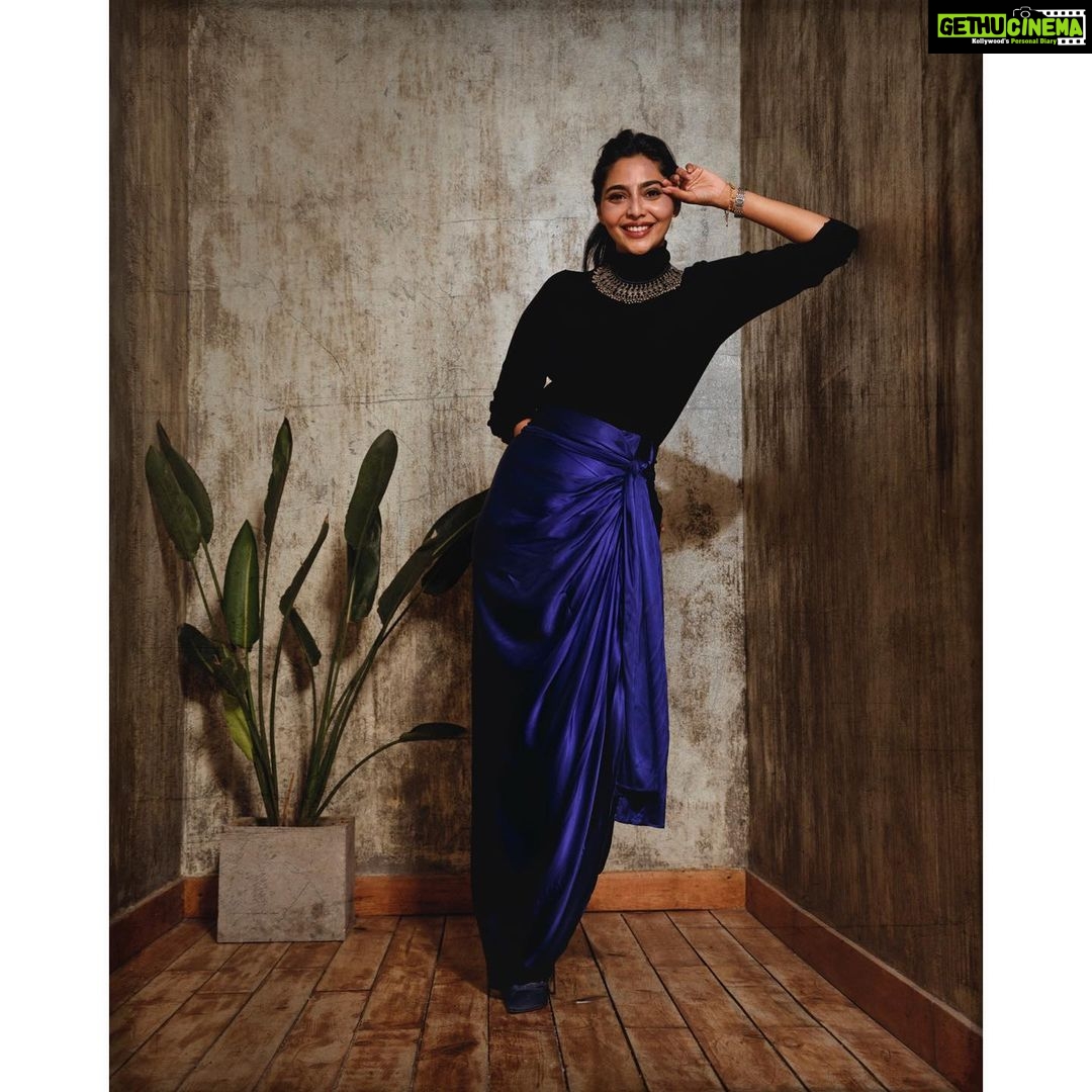 Aishwarya Lekshmi Instagram - For an event in Kochi wearing : Photographed by : @tijojohnphotography Silk wrap skirt : @431_88 | SHWETA KAPUR Neckpiece: @tribebyamrapali Both from @shopcultmodern , Kochi. Now available online at www.shopcultmodern.com