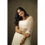 Aishwarya Lekshmi Instagram - When you seriously cant chose anything over white !!! 👗 : @labelpallavinamdev 💥 : @_leonbritto