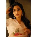 Aishwarya Lekshmi Instagram - Full size: Almost Mid : and Jet Lag.. @picchika X @kirikiri.in X @_leonbritto PS : There is no conversation 3 #thereisnobgmaswell