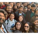 Aishwarya Lekshmi Instagram - Just saw one of his most intense performances ever and look at this smile now..chamathu paiya smiles!!Calm before the storm..Dhanush Sir...Proud co star moment! And swipe to see our whole crew in awe of him and thIS brilliant movie !!!! @manju.warrier Pachaimmmaaa!!! You are pure pure amazingnesss and so is everything else about this ASURAN 💕 #asuran Canterbury, Kent