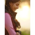 Aishwarya Lekshmi Instagram – I wanted to say something about anomie, but who the hell cares, so.. just posting a picture i like of Mehru.. and saying tata for a while 😘