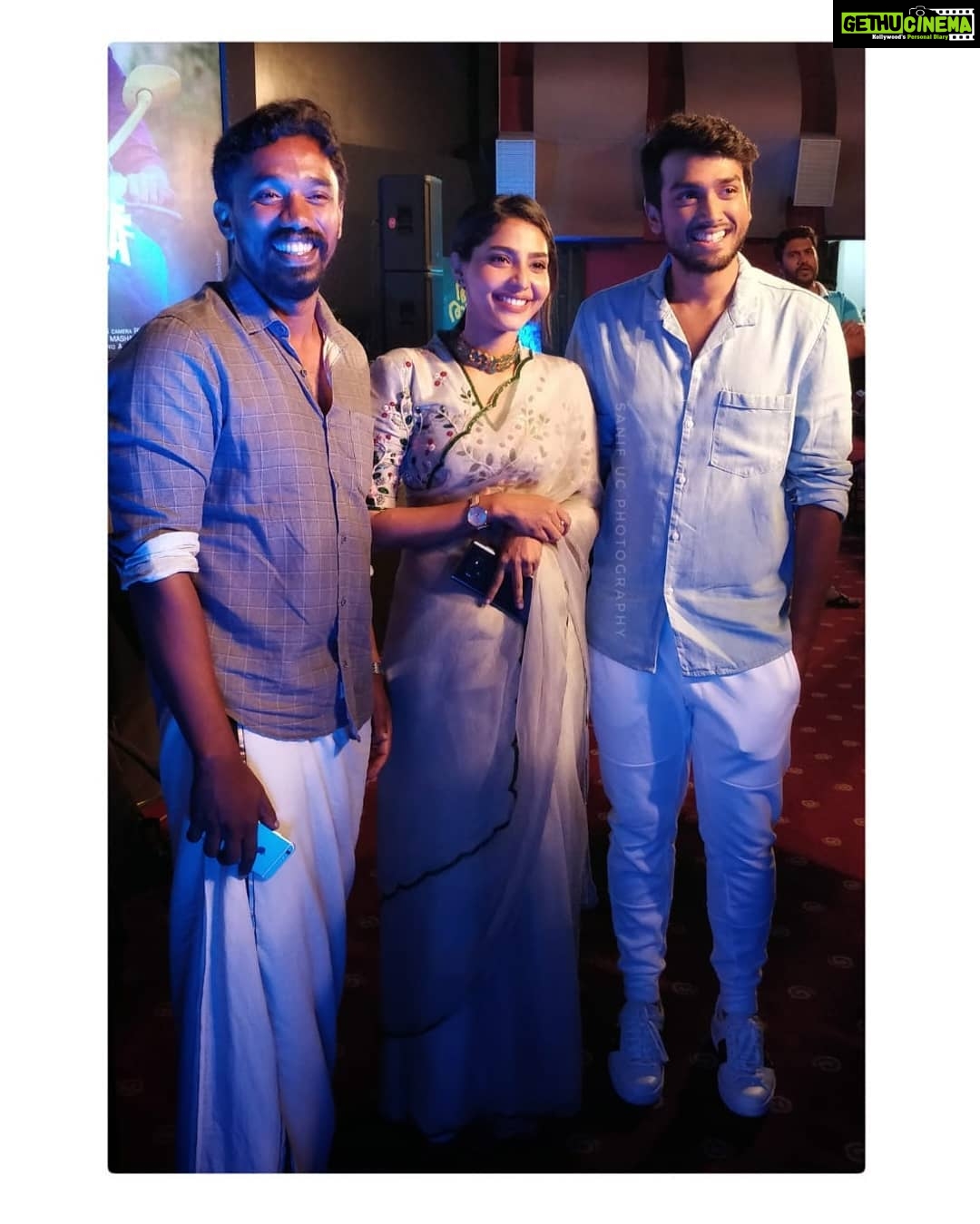 Aishwarya Lekshmi Instagram - Our song released last night...If you haven't seen it yet, do watch in YouTube! Link in bio .. Argentina Fans Katoorkadavu | Hey Madhuchandrike