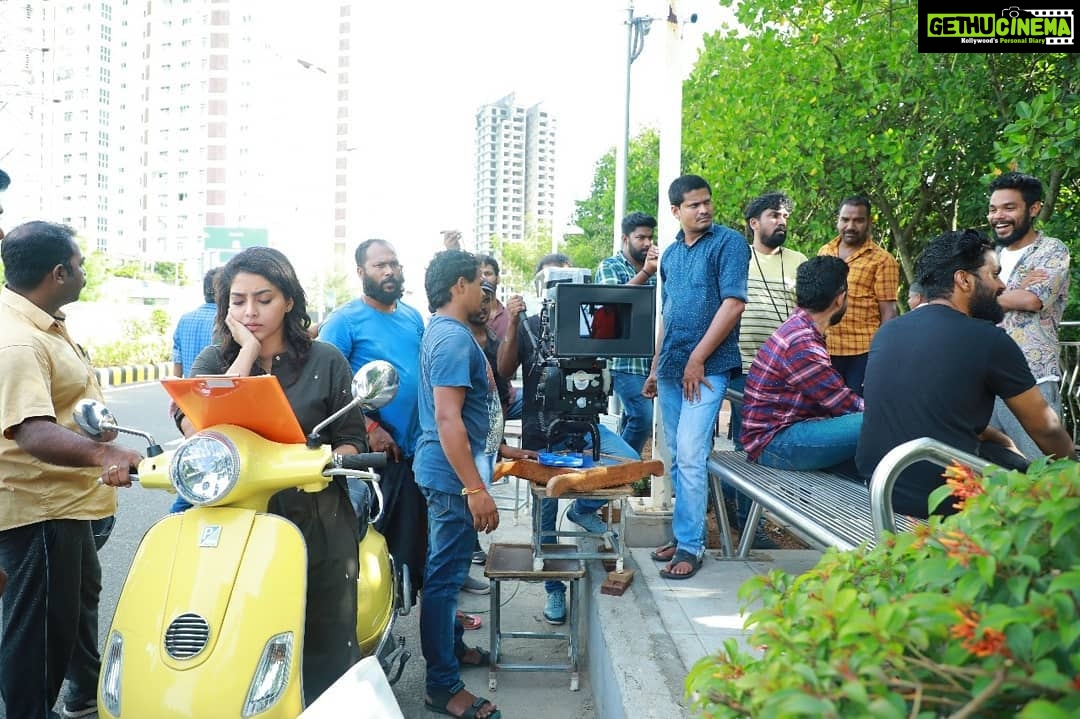 Aishwarya Lekshmi Instagram - Shoot days !! #vijaysuperumpournamiyum