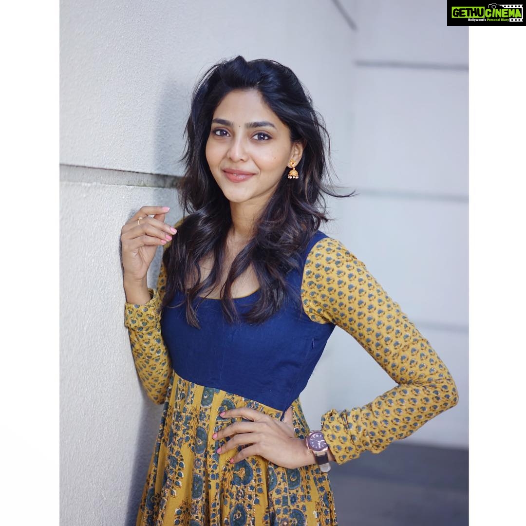 Aishwarya Lekshmi Instagram - Happy Pongal everyone 📸 @sibicheeran