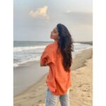 Aishwarya Lekshmi Instagram - @mr.richardanthony Took me to a beach in Pondicherry and shot a short. #ppkv soon on @primevideoin