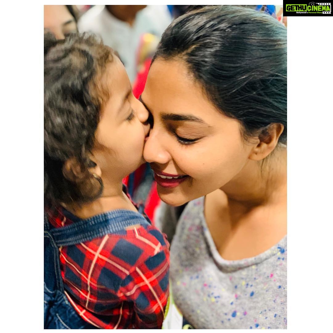 Aishwarya Lekshmi Instagram - Inaaya 🌥