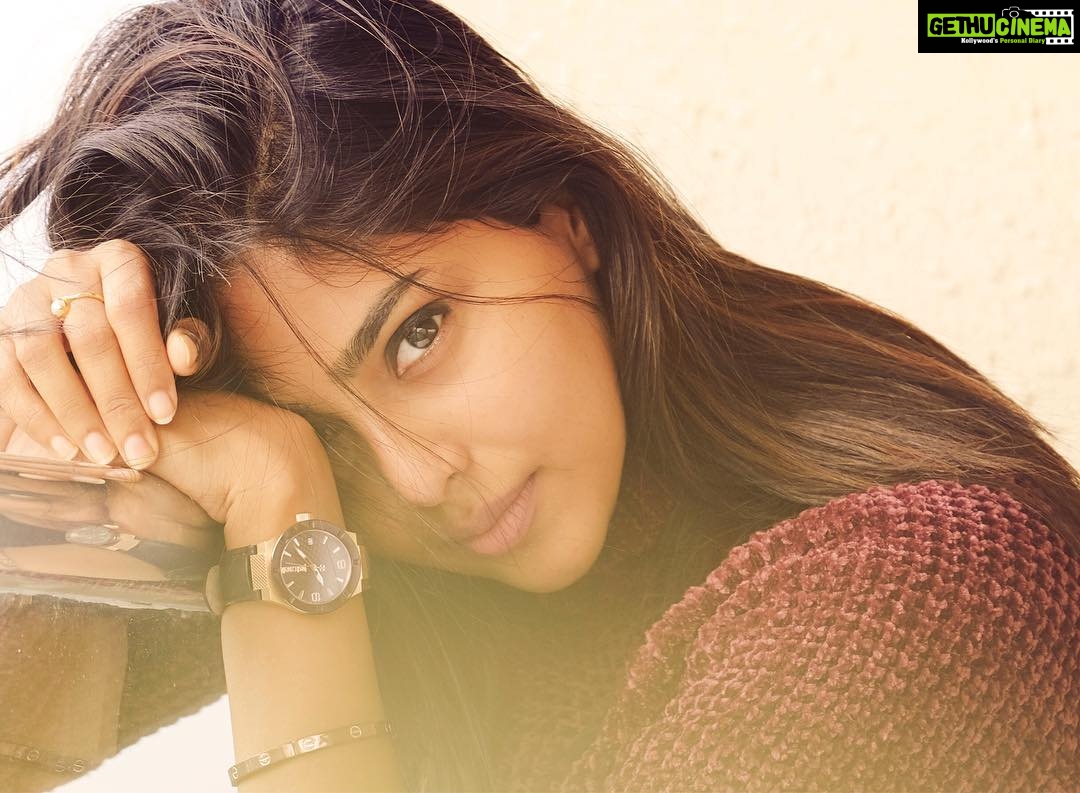 Aishwarya Lekshmi Instagram - Hmmm....What Time is it ? Photographed by the amazing @shaheenthaha