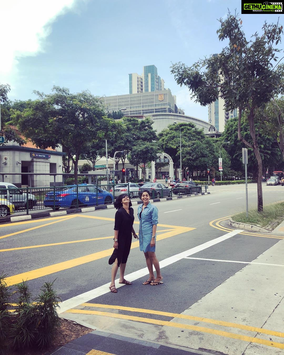 Aishwarya Lekshmi Instagram - Happy Kids 🙈🙈 #vacay Singapore