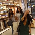 Aishwarya Lekshmi Instagram – Throwback! Such a happy happy throwback this is ! 
Right after our camera rolled ! Right after our amazing sync sound rolled ! We did this Aashiq Etta ! 😬 
Bought a big smile to my face seeing this ! 
Sameera Darshana love 💕💕
#wegotthisright #wegotthetakealsoright
@leo_lishoy @darshanarajendran @mayaanadhi