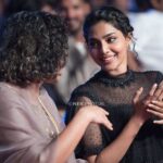 Aishwarya Lekshmi Instagram – I can’t caption these 😍
Sorry fr the spam, more from asianet awards and @nek_photos