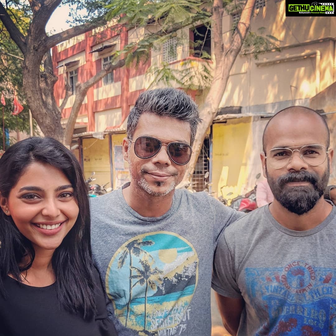 Aishwarya Lekshmi Instagram - What a beautiful movie!! It made me forget everything as I stayed in this small village amidst these lively characters..So so proud to be part of our Malayalam industry that churns out these gems.. The performances and the Technical crew have really come together to make this an amazing watch! SUDANI FROM NIGERIA will make you laugh, cry and what not..It tells us the worlds such a better place , if we show just a lil more humanity towards each other,irrespective of knowing them or not!! The lingering calmness as I walked out of the preview and the cleansing effect...Been a while since any movie had this effect on me… Big thanks to Sameer Thahir Sir, Shyjukka and Sarathi Sir for this film.. Dearest Zakariya..can’t wait to see more from you.. Soubin “wow” ikka!!,Samuel, Savithri mam,Sarasa mam.. my dearesttttestestest Rex Chettan and Shahabaz ikka..Everyone in the cast and crew... So wonderful!! A movie from the heart... Pls watch it in theatres!! TOMORROW onwards! #MARCH23 #sudanifromnigeria #soubinshahir #zakariya #sameerthahir #shyjukhalid #E4entertainment