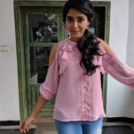 Aishwarya Lekshmi Instagram - OOTD 2 JEANS & TOP : COVERSTORY | LULU STYLING : @stephy_zaviour MUA : @seemaharidas (and she gave me the mayaanadhi look as well; which I adore to the core ) #mayaanadhipromotions