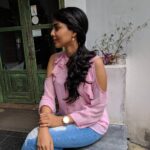 Aishwarya Lekshmi Instagram - OOTD 2 JEANS & TOP : COVERSTORY | LULU STYLING : @stephy_zaviour MUA : @seemaharidas (and she gave me the mayaanadhi look as well; which I adore to the core ) #mayaanadhipromotions