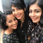 Aishwarya Lekshmi Instagram - Mayanadhi Peeps! Some are missing in the pics though 🙏