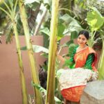 Aishwarya Lekshmi Instagram - The South ❣️ Narumugaiye by ARR was our set song for the day :) #themouryaseries #swipeleft Photography: @mourya For @kankatala_ Makeup : @anuradha.raman18193 & @yeah_teja_teja_kya_hai Styling : @shaheenpeer Madh Island