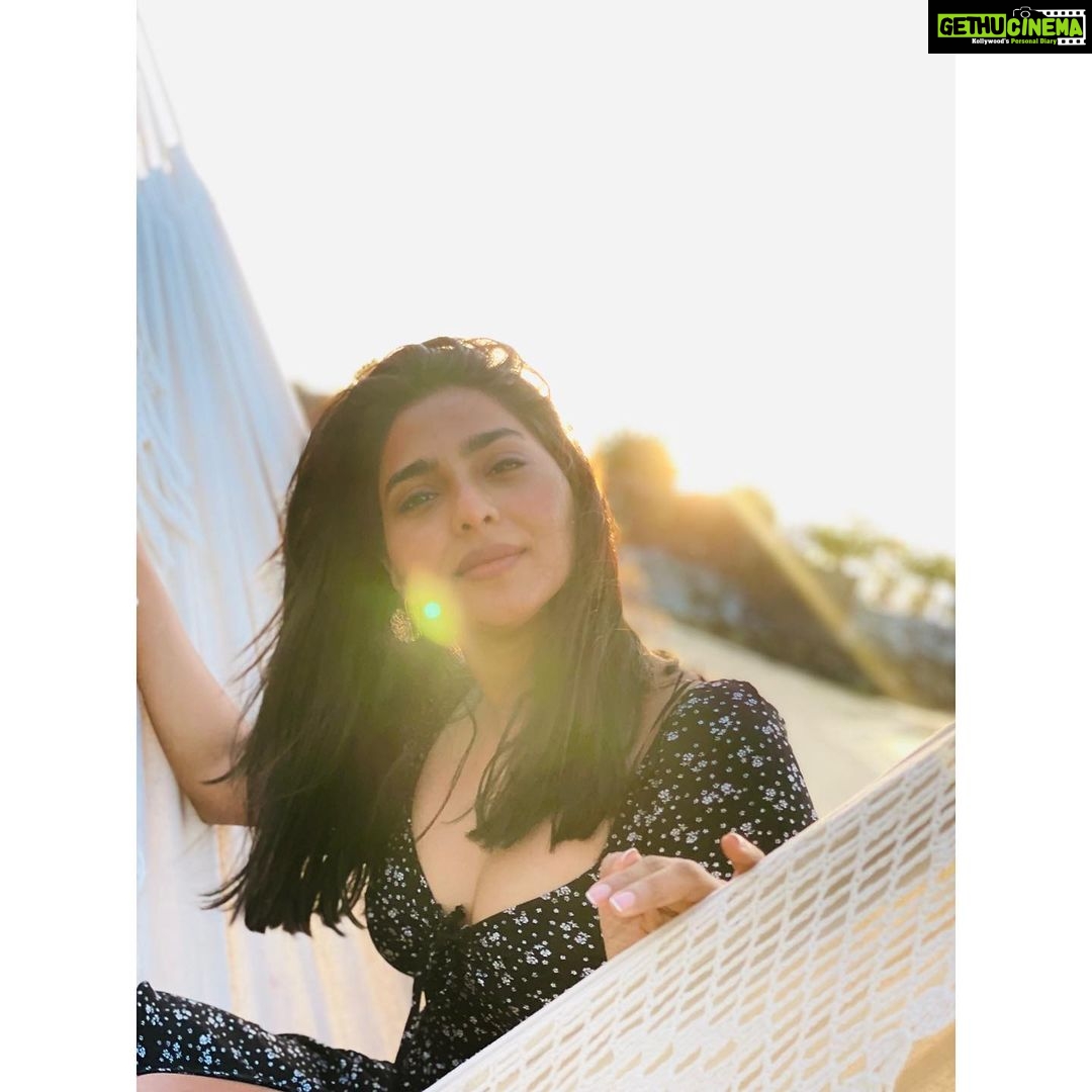 Aishwarya Lekshmi - 372.1K Likes - Most Liked Instagram Photos