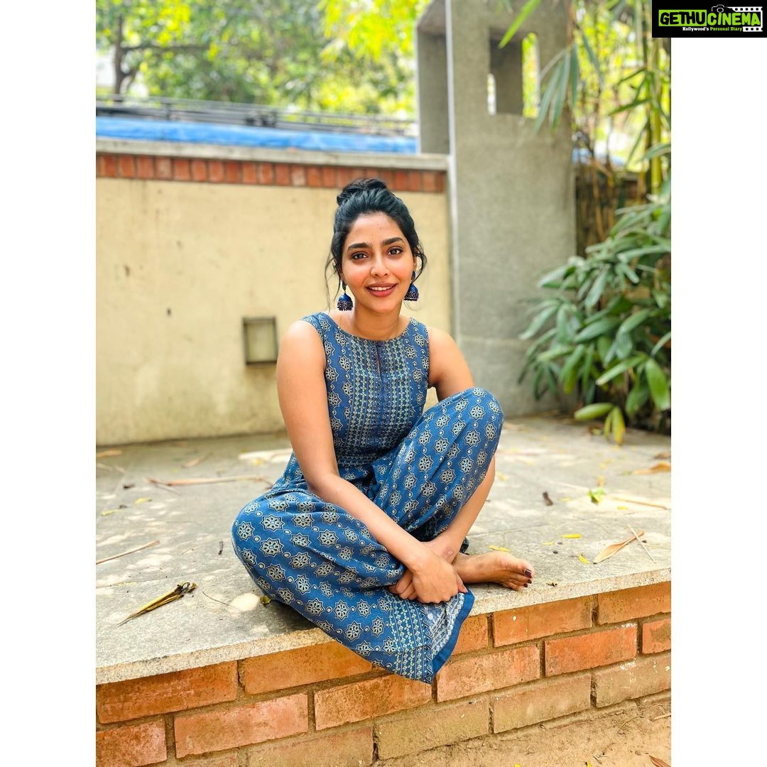Aishwarya Lekshmi Instagram - 🌤🌥