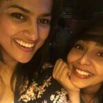 Aishwarya Lekshmi Instagram – When #RICHIE and #njandu met !!!!!
@shraddhasrinath is Gorgeousssnessss unhandlablllle!!!!! 😍😍😍😍😍 #RICHIE #NNOI #nivinpauly