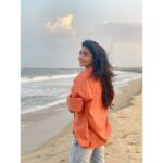 Aishwarya Lekshmi Instagram - @mr.richardanthony Took me to a beach in Pondicherry and shot a short. #ppkv soon on @primevideoin