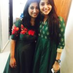 Aishwarya Lekshmi Instagram – Twinning with the bride on her mehendi😂😂❤❤❤ #bestiesweddingeve