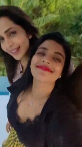Aishwarya Rajesh Instagram - Chill scenes ❤️ @samyuktha_shan