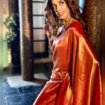 Aishwarya Sakhuja Instagram - From 'Yo' to 'Yayy', I slay in both . . #ethnicwear #saree #indianwear #lookbook #stylefile #instagood #instamood #instafashion #aishwaryasakhuja