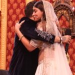 Akanksha Puri Instagram - Sirf dil jeetna he nahi hai balki usmain raaj karne aayi hoon main ❤️ My King 👑@mikasingh your Queen is here ❤️Thank you @avigowariker for capturing our special moments and giving a new definition to it… Meet #MikaSha 🥰❤️ Watch #SwayamvarMikaDiVohti, Tonight at 8PM, only on @starbharat #AkankshaPuri #MikaSingh #SwayamvarMikaDiVohti #MikaDiVohti #MikaDiVohtionStarBharat #StarBharat #mikadiqueen