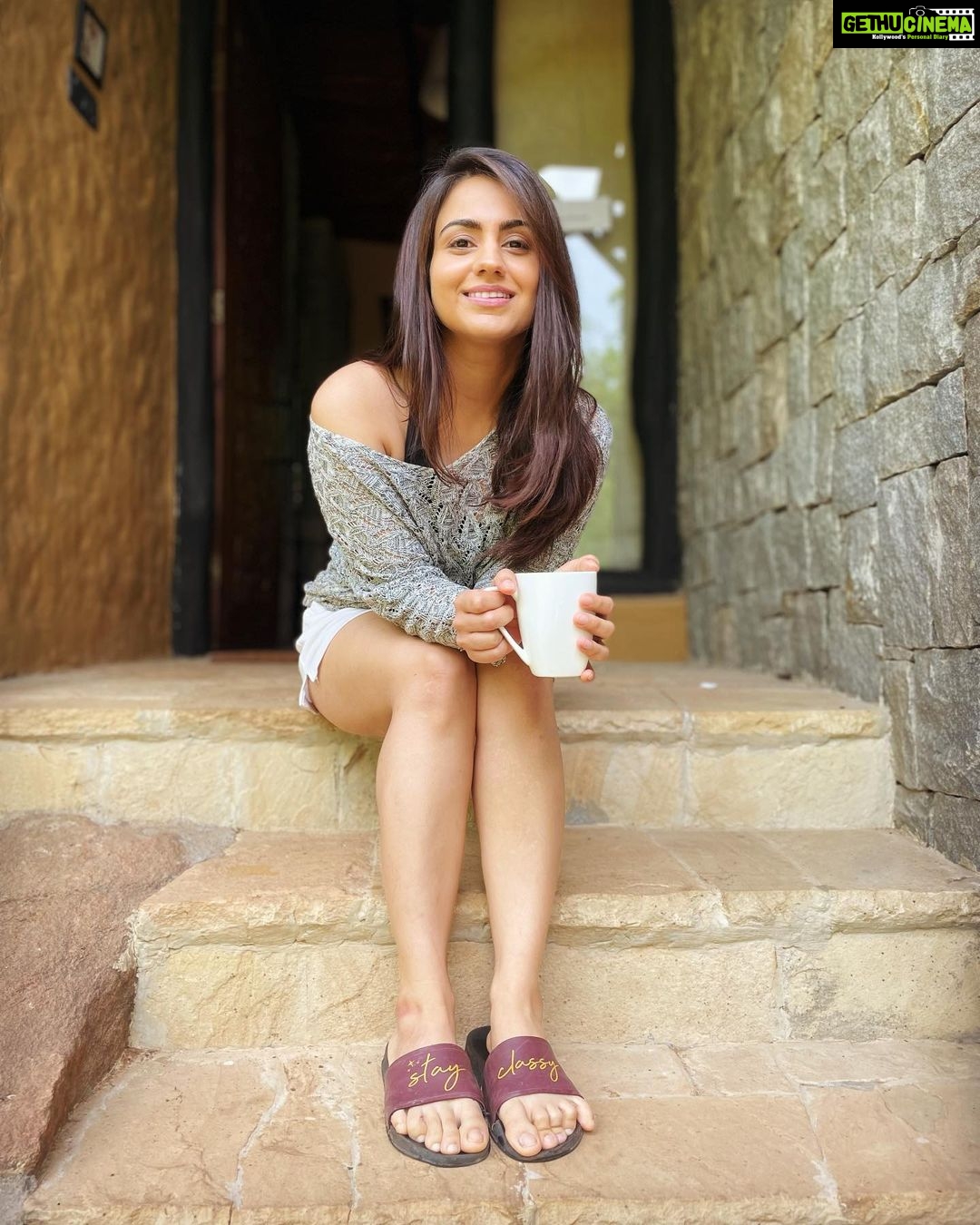 Aksha Pardasany Instagram - Chai on chai weather ❤️