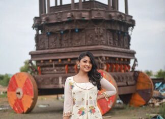 Ammu Abhirami Instagram - 🌼🌼🌼 Styling: @shriya_sriram Outfit: @shrees_ethnic_wear Photography team: @sat_narain @the.portrait.culture @__studio_j_ @praveenbabu96