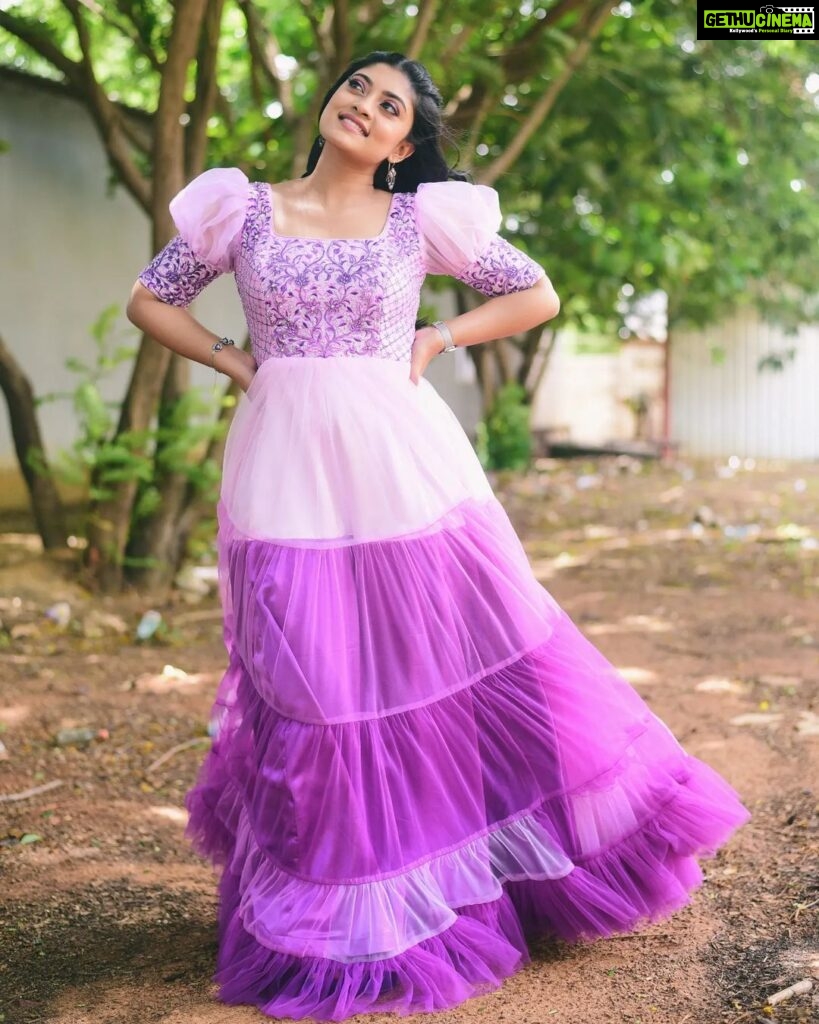 Ammu Abhirami Instagram - 💜💜💜 Beautiful dreamy outfit: Styled by @shriya_sriram ❤️ Outfit by @shrees_ethnic_wear Muah by @kabooki_mua and team Photography by @sat_narain @praveenbabu96 @__studio_j_