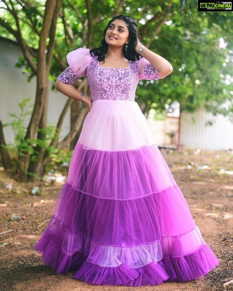 Ammu Abhirami Instagram - 💜💜💜 Beautiful dreamy outfit: Styled by @shriya_sriram ❤ Outfit by @shrees_ethnic_wear Muah by @kabooki_mua and team Photography by @sat_narain @praveenbabu96 @__studio_j_