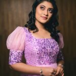 Ammu Abhirami Instagram - 💜💜💜 Beautiful dreamy outfit: Styled by @shriya_sriram ❤️ Outfit by @shrees_ethnic_wear Muah by @kabooki_mua and team Photography by @sat_narain @praveenbabu96 @__studio_j_