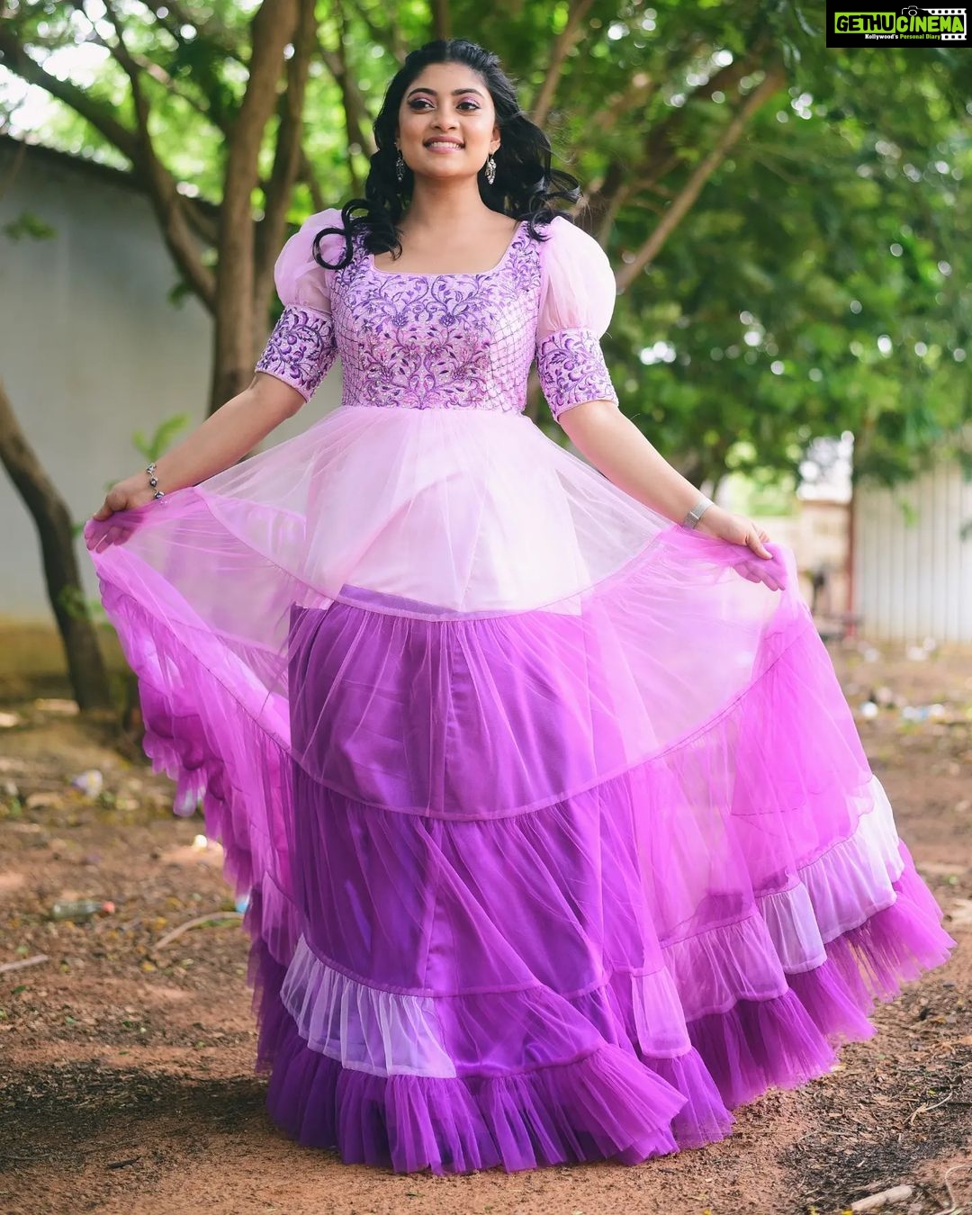 Ammu Abhirami Instagram - 💜💜💜 Beautiful dreamy outfit: Styled by @shriya_sriram ❤️ Outfit by @shrees_ethnic_wear Muah by @kabooki_mua and team Photography by @sat_narain @praveenbabu96 @__studio_j_